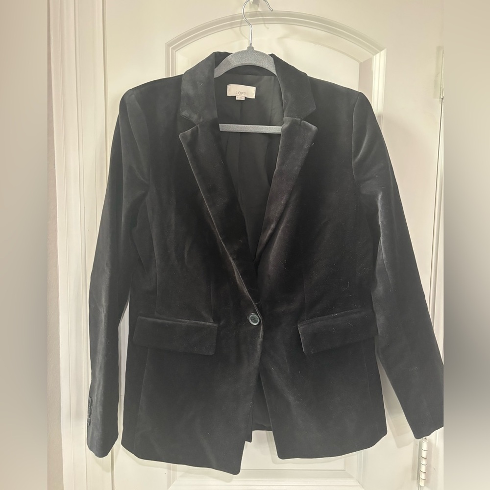 LOFT Women's Black Velvet Blazer